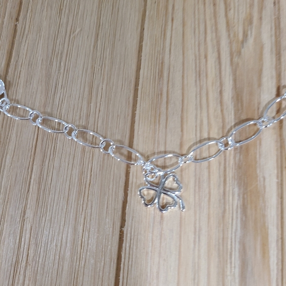 🍀🍀NEW🍀🍀PRETTY!! 925 STERLING SILVER SHAMROCK BRACELET 🍀🍀 - Picture 9 of 15